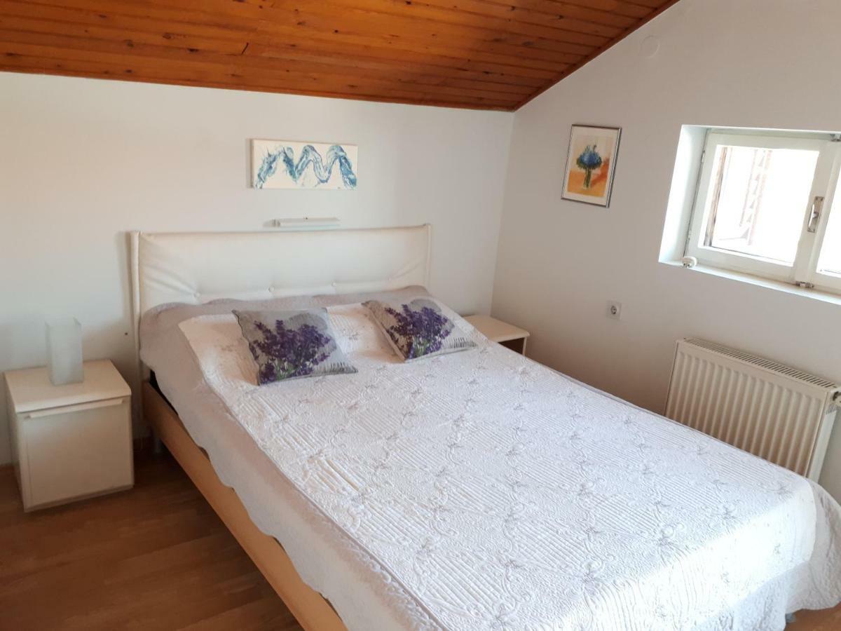 Apartmani Matas Petrčane Extérieur photo